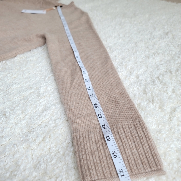 NWT Quince 100% Cashmere Boxy Crewneck Sweater, Oatmeal Beige, M - Picture 8 of 9